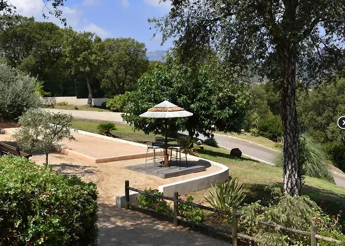 Dicieppo 3* Ajaccio (Corsica)